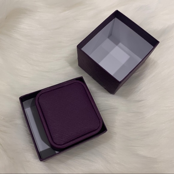 ๐ Ben Bridge: Lisa Bridge Mountain Earrings - Picture 6 of 8